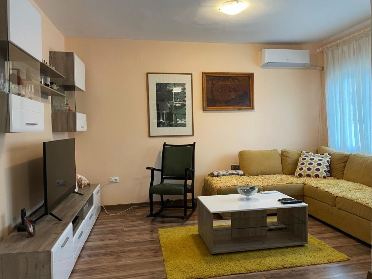 Apartment Vrbisao เซทินเจ ภายนอก รูปภาพ