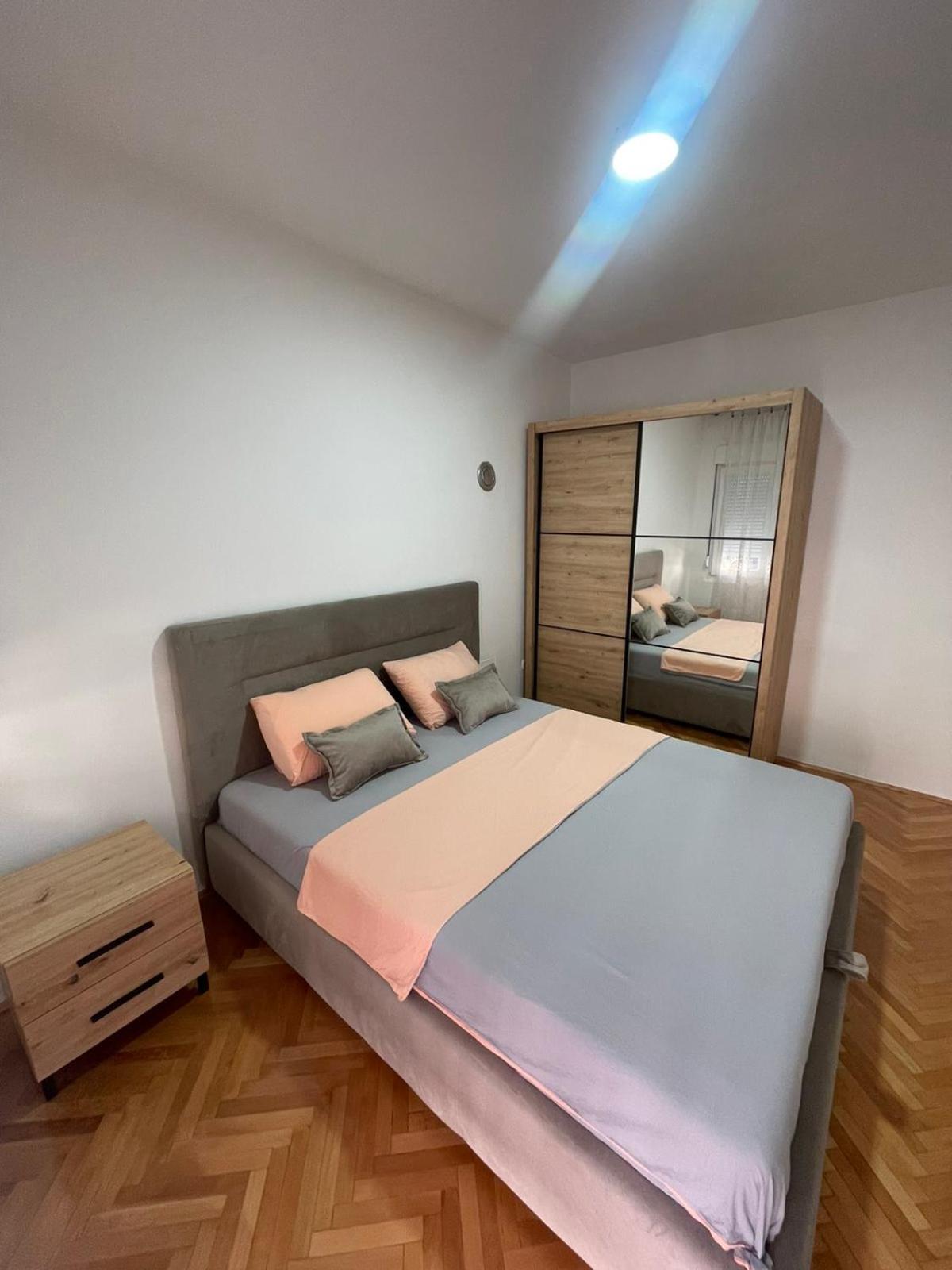 Apartment Vrbisao เซทินเจ ภายนอก รูปภาพ